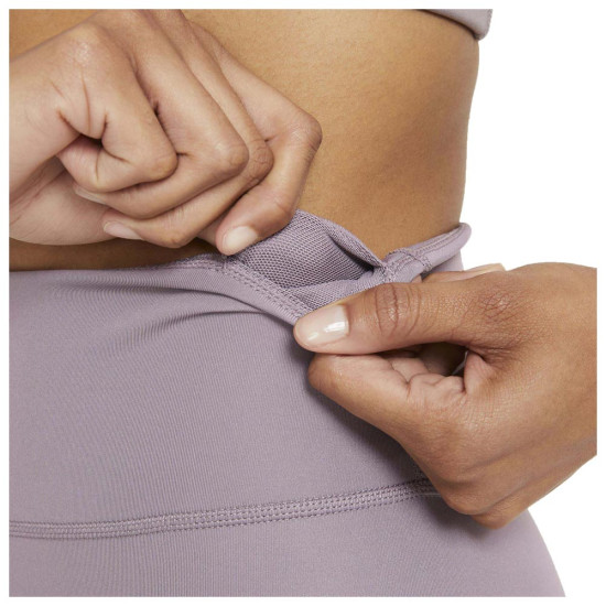 Nike Γυναικείο κολάν Swoosh Run Tight 7/8 Nike Γυναικείο κολάν Swoosh Run Tight 7/8